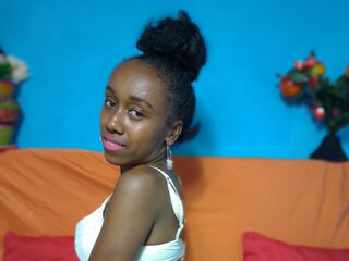 cam girl playing with dildo EspeRenci