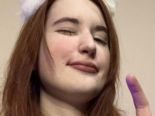 camwhore fingering pussy EvaBorn