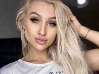fingering girl FitChristina