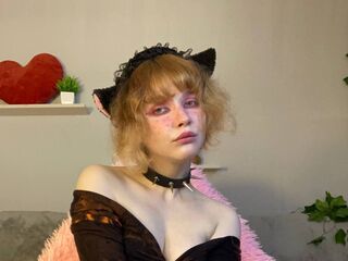 masturbating camgirl FuriKreks