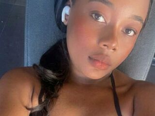 hot cam girl masturbating GrasyBenty