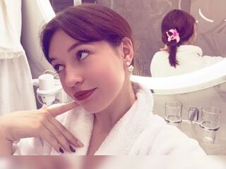 naked cam girl picture GudrunManzone