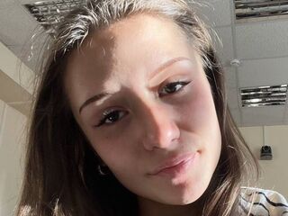 adult chatroom HeidyDuggar