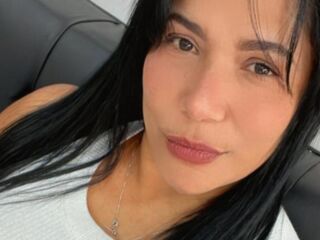 camgirl webcam HillaryRouss