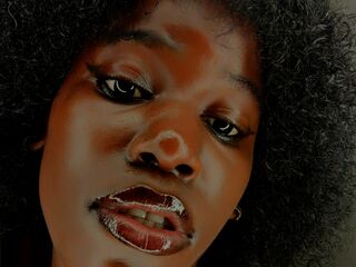 live striptease HollyBeatrix