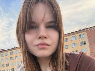 camslut topless IsabelBrunjes