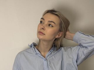 camgirl live sex photo IsauraBranseum