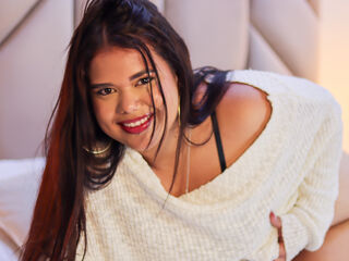 kinky webcam model IvoneSky