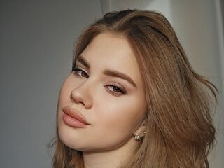 hot web cam show JayHainey