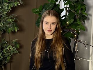 fingering girl chat JeanetteKama