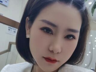 hot camhooker JelenaBeIIa