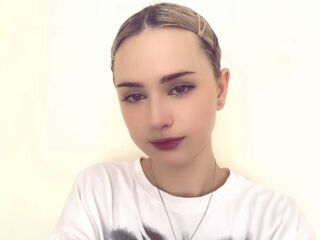 webcam stripper JudithHaverstock