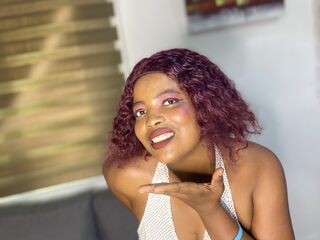 masturbating camgirl JuneRay