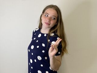girl showing pussy JungSardi