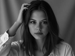 camslut topless KarynPrich
