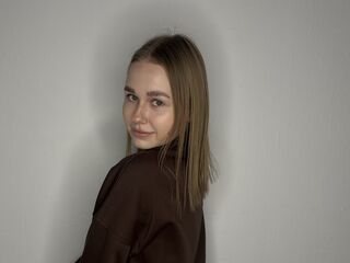 camslut topless KaylaBradley