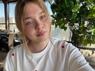 girl webcam naked KendallHennig