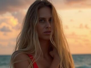 beautiful girl KiraBen