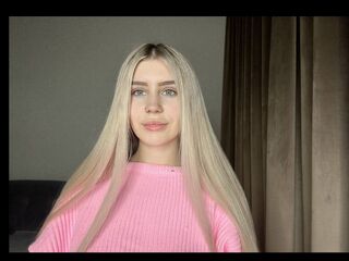 beautiful camgirl KittyAurora