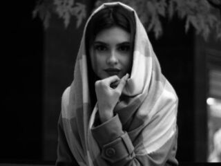 naughty camgirl fingering pussy KylaSieradski