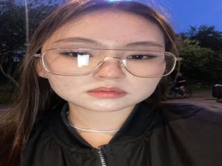 hot webcam video LauriMoradel