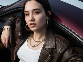 hot girl cam photo LeraMednis