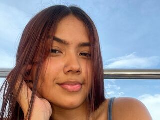 cam girl masturbating with sextoy LiaKiity
