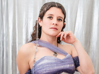 hot cam girl LiaSannin