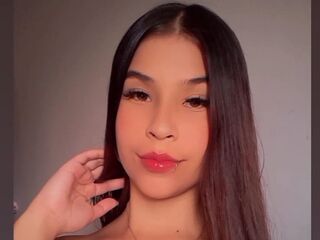 naked girl with webcam fingering pussy LindaLeone