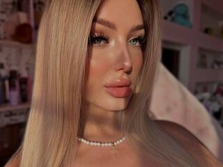 webcam babe LisaLewisa