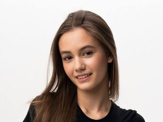 fingering webcamgirl LissaDesso