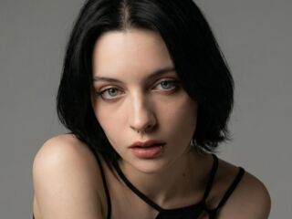 adult chat LuisaFinell