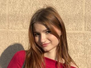 webcamstripper MadelynWealer