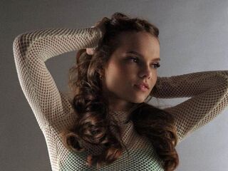 masturbating webcam girl MalkovaNatasha