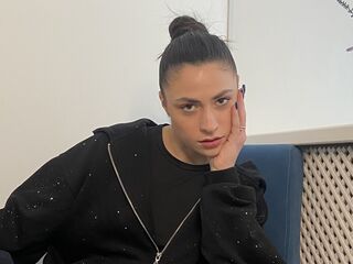 free nude live show MariannaKisz