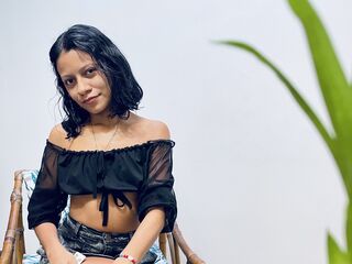girl cam live MarthinaLestrang
