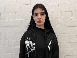 nude camgirl photo MaryettaBurgees