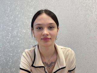 cam hooker chatroom MiaLifa