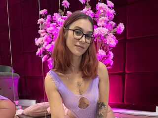 kinky video chat performer MiaSolle
