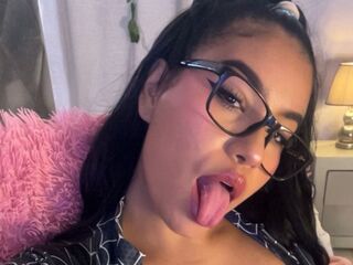 naughty camgirl masturbating with vibrator MihaCameron