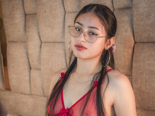 topless webcamgirl MiluLang