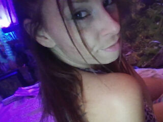girl webcam show MollyDevine