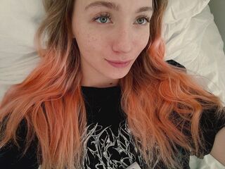 naked camgirl masturbating with vibrator MollySourne