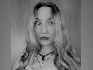 nude webcam girl pic MonikaGreens