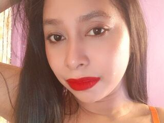 naked girl with webcam fingering pussy MorenaAudrey
