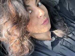 camslut fingering shaved pussy Msgarciao