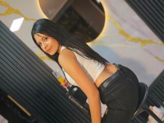 camgirl masturbating with vibrator NataliaTom