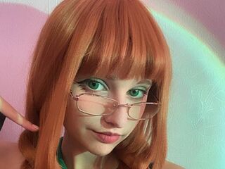 naked girl with cam fingering NikcoleHustons