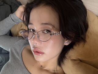 free nude cam NoraSuzuki