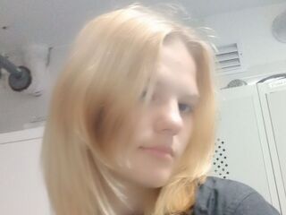 girl chat room OliviaRambousek